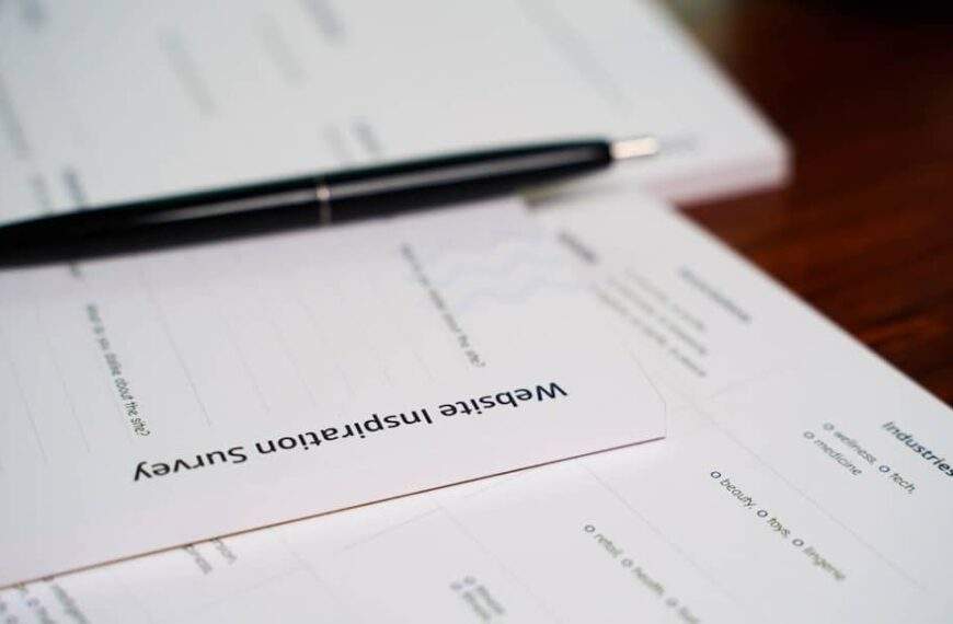 Photo Divorce papers