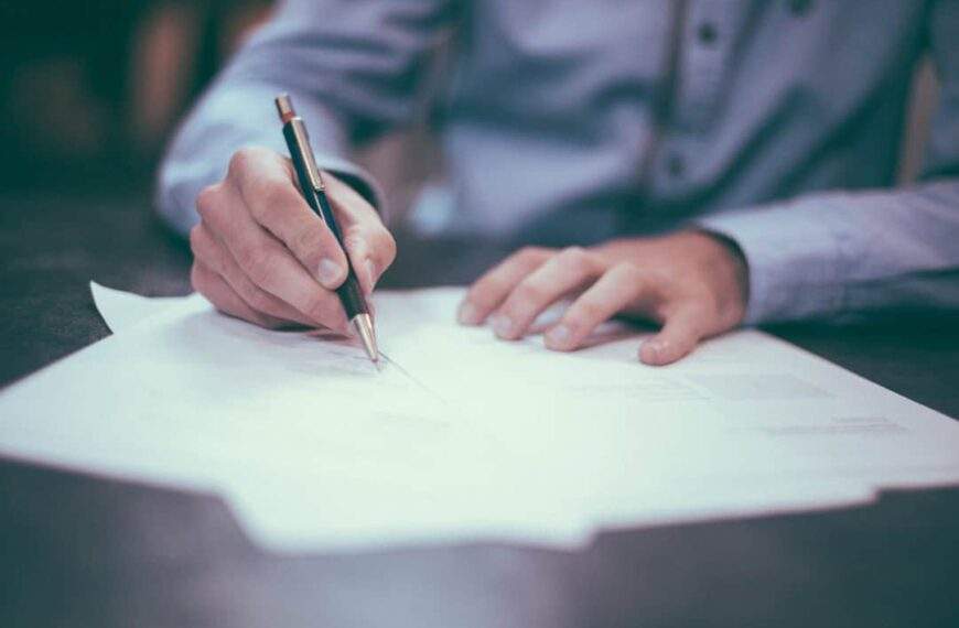 Photo Divorce agreement