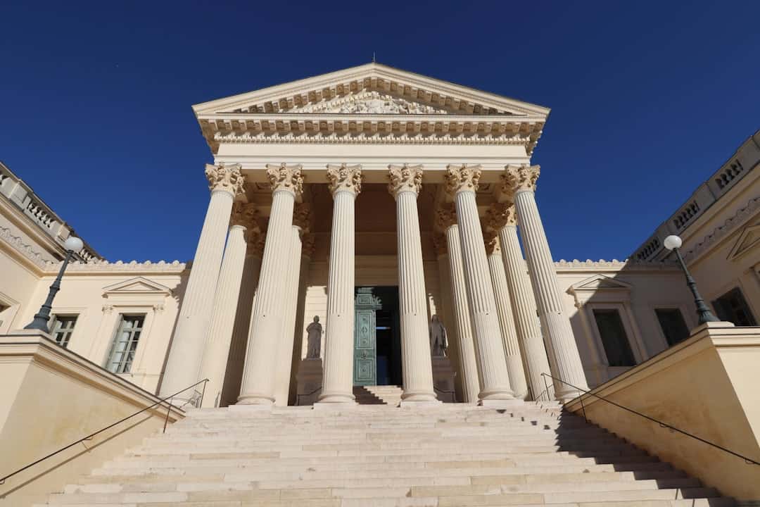 Photo Courtroom