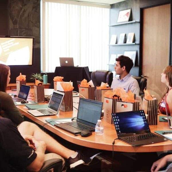 Photo Discussion table