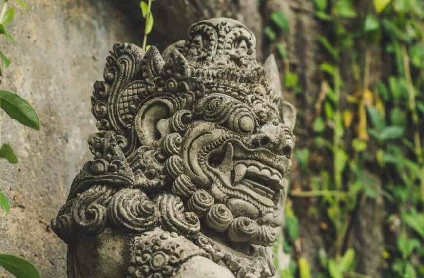 Photo Ancient statue