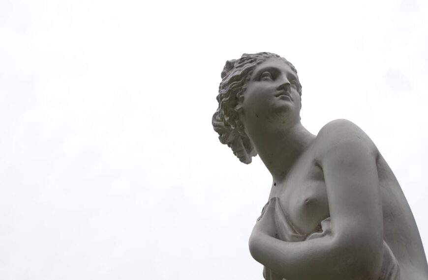 Photo Ancient statue