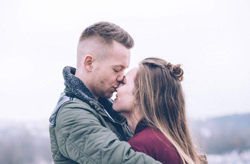 Photo Embrace