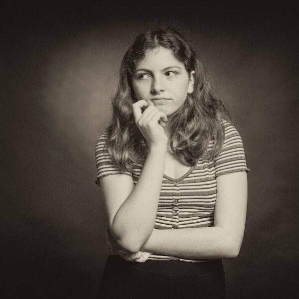 Photo Thoughtful expression