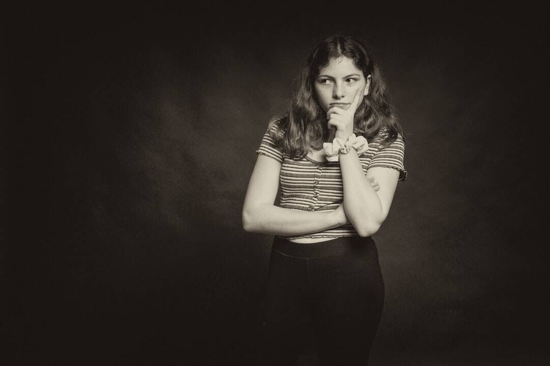 Photo Thoughtful expression