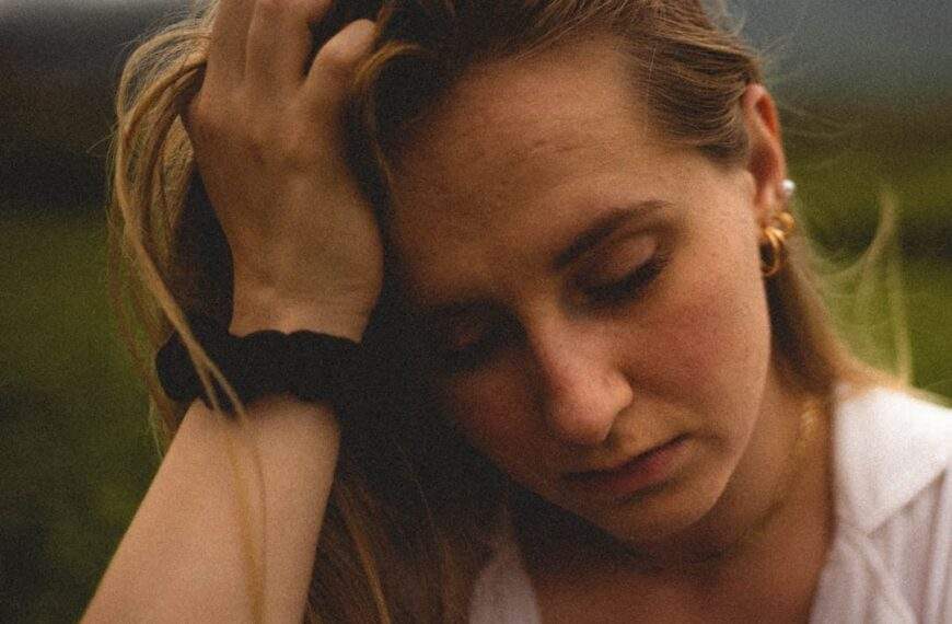 Photo Thoughtful philosopher
