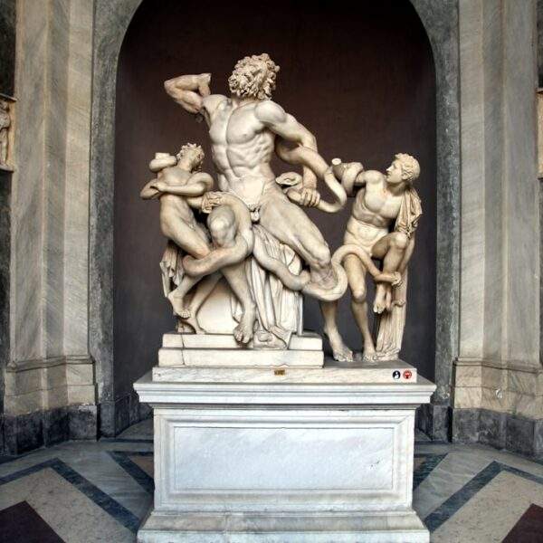 Photo Ancient statue