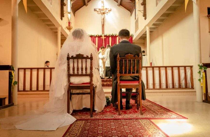 Photo Cheating spouse