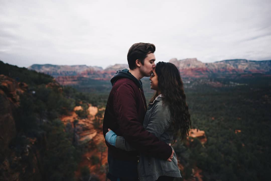 Photo Discreet couple