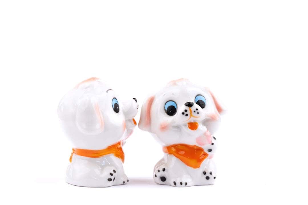 Photo Porcelain figurines
